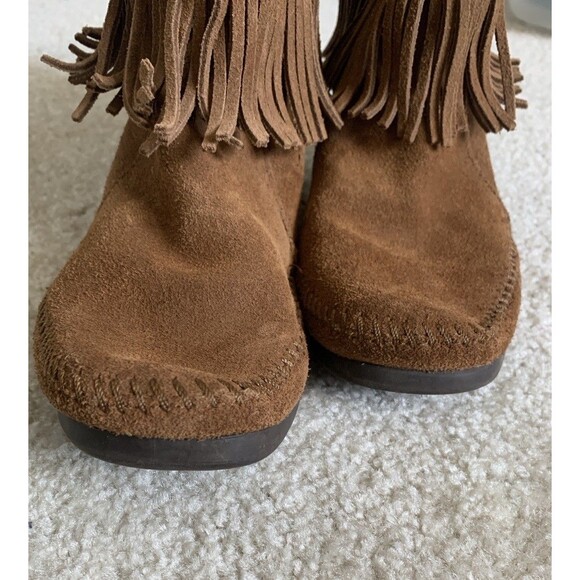 MINNETONKA Moccasins Ankle High Top Fringe Boots Brown Suede Size 7 Back Zip - Picture 3 of 11